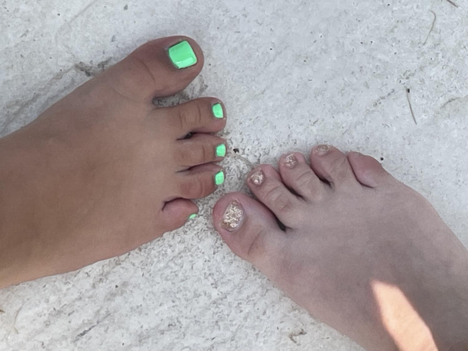 _love-foot_'s media
