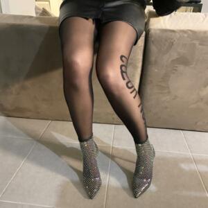 Lovefeetandheels's media