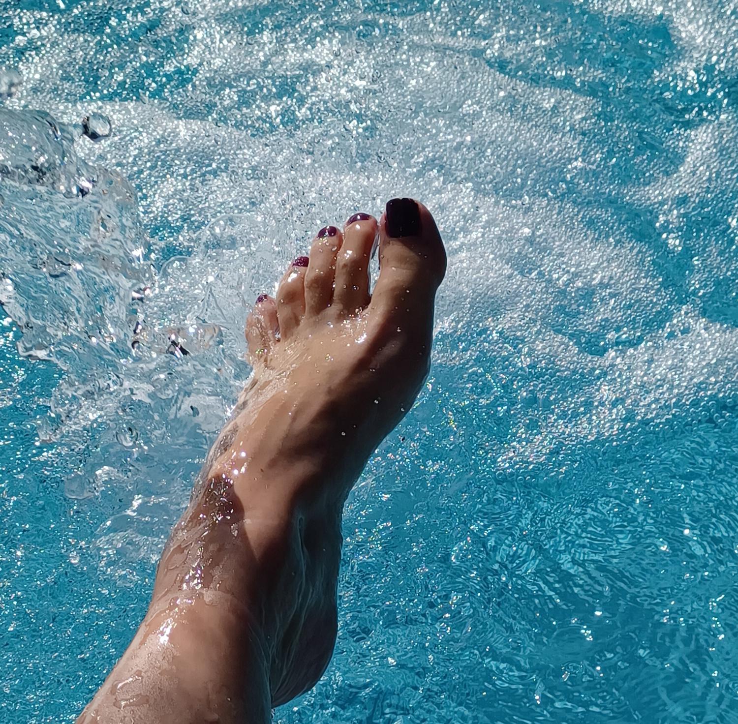 Lovely-feet-dream's media