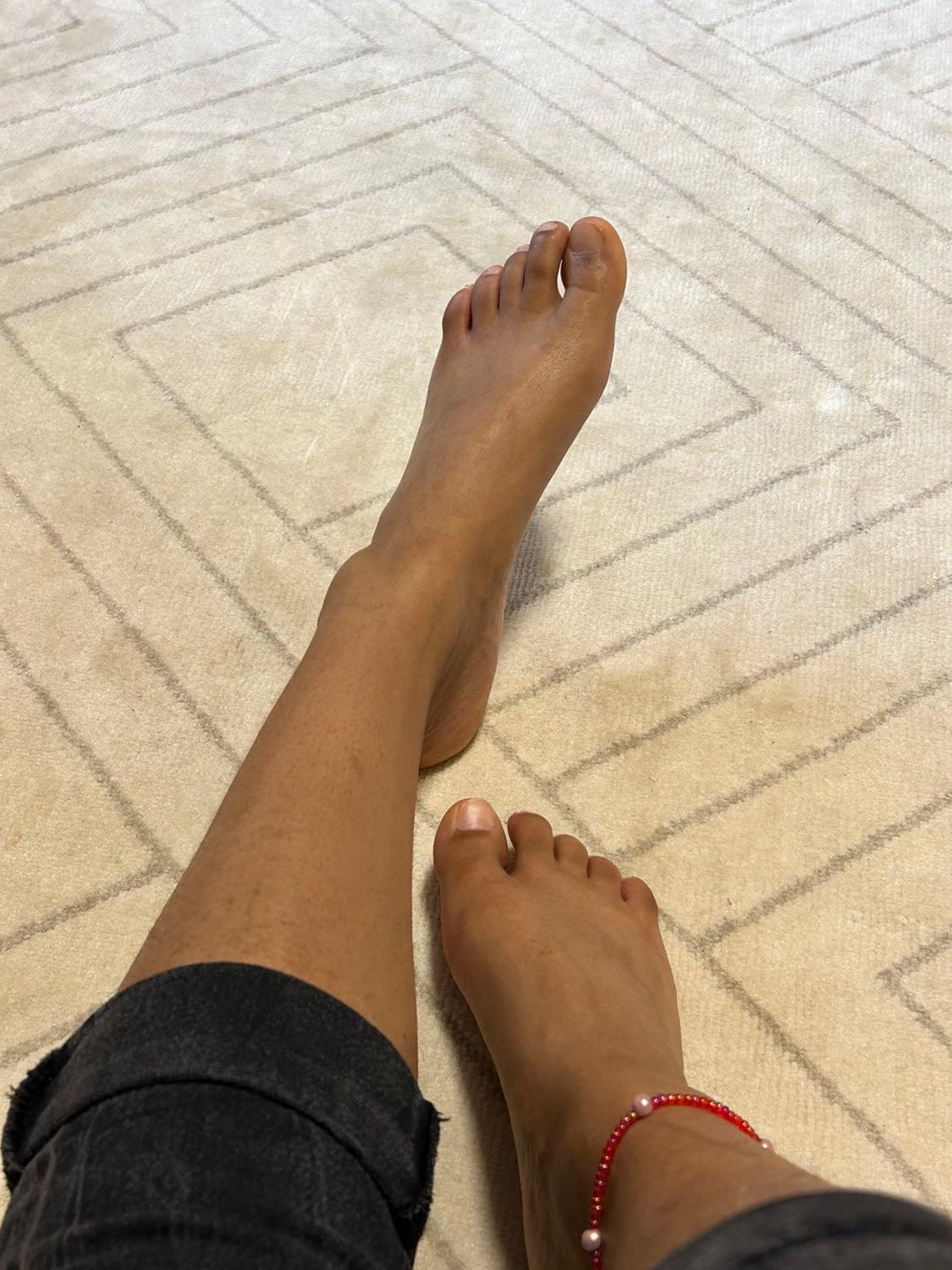 Lovelyy-feet's media