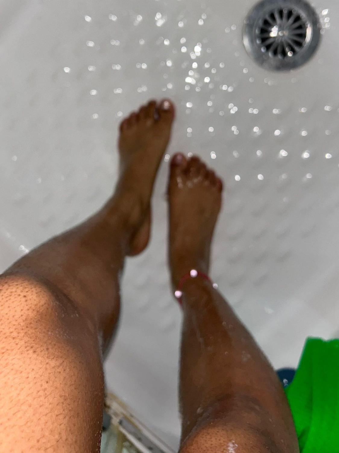 Lovelyy-feet's media