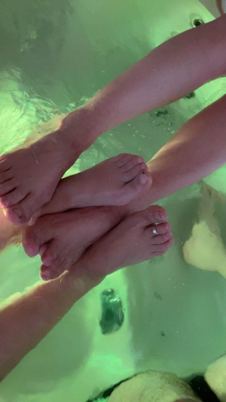 Lovemyfootbaby's media