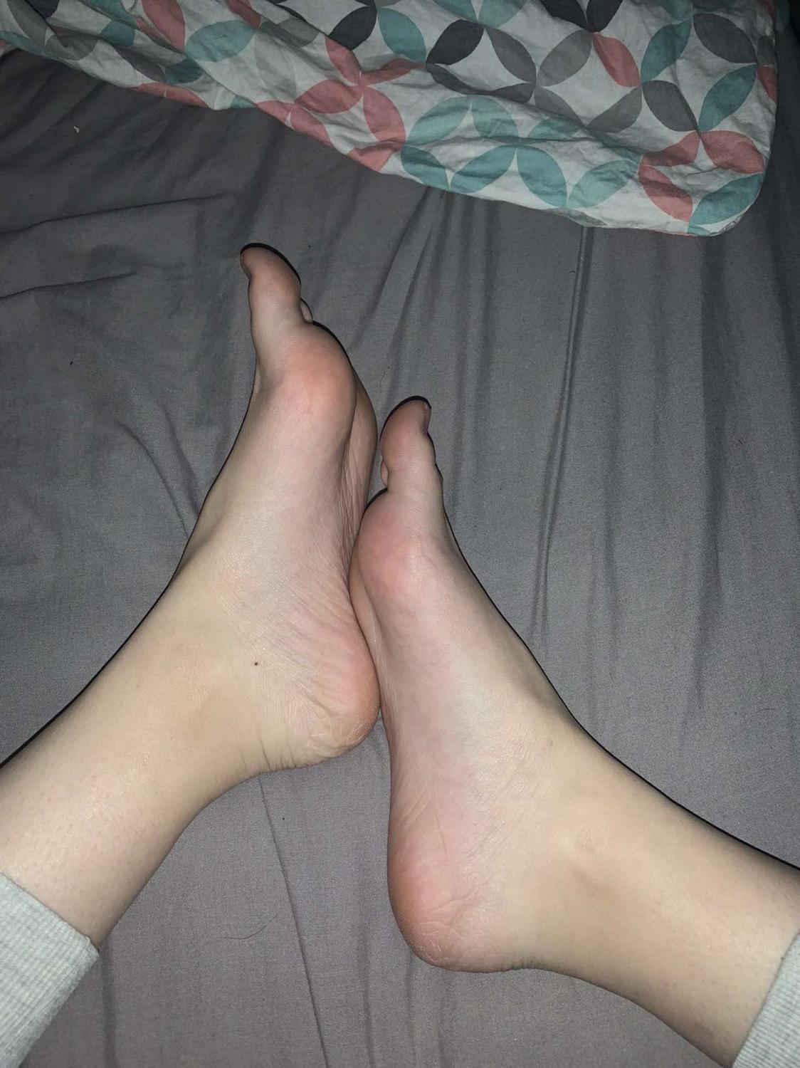 Luciesexyfeet1's media