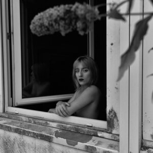 Luciferienne's media