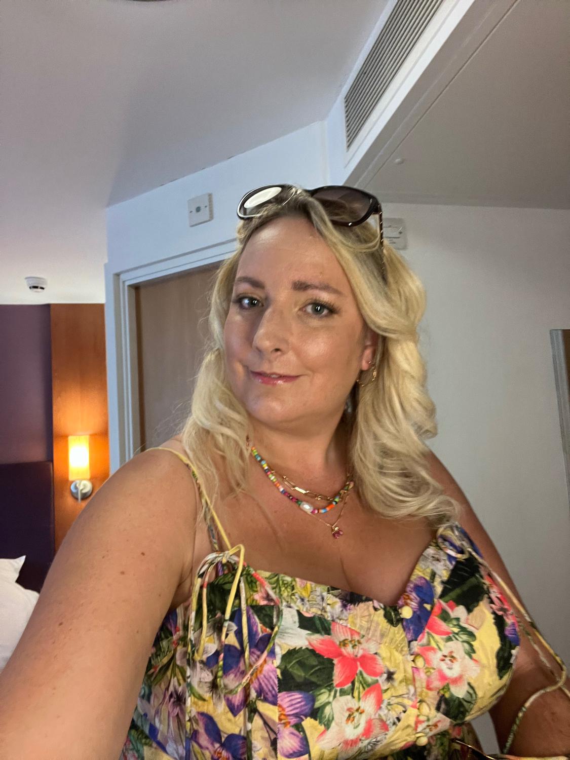 Lucy_earnshaw's media