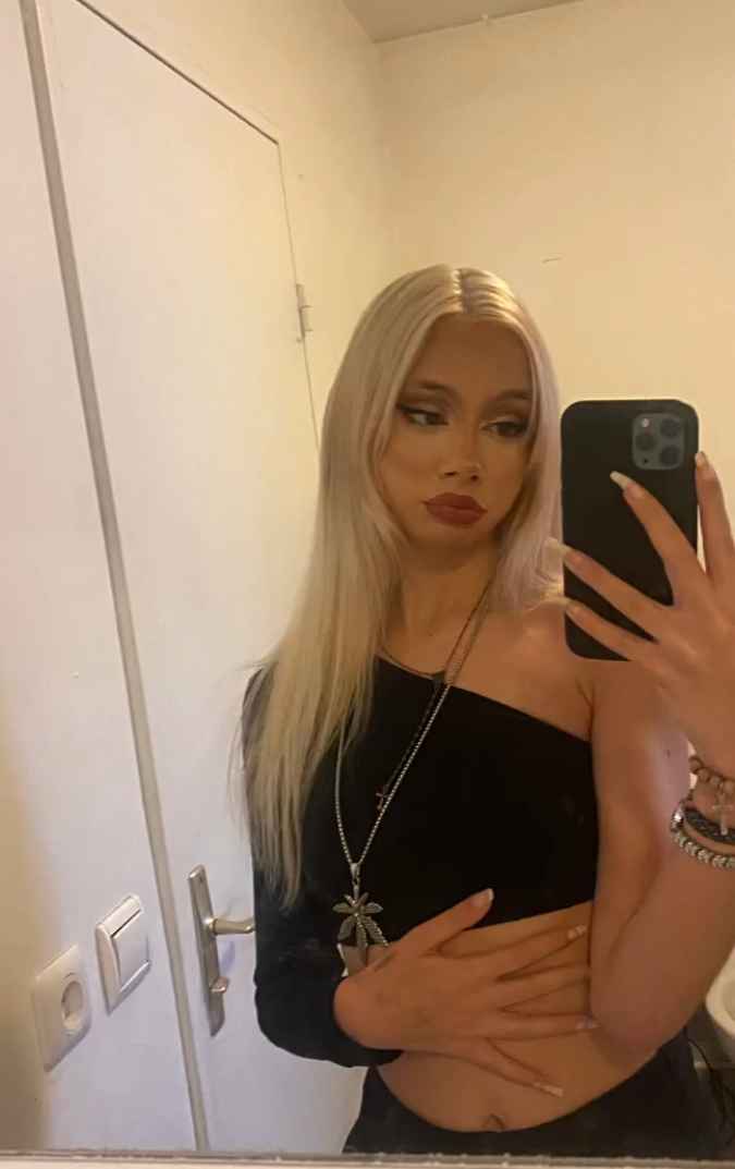 Lucydoll_'s media