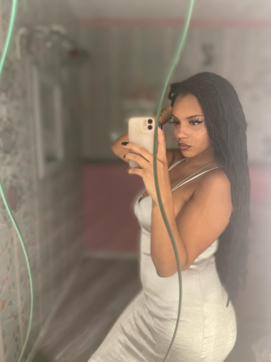 Ludvianna's media