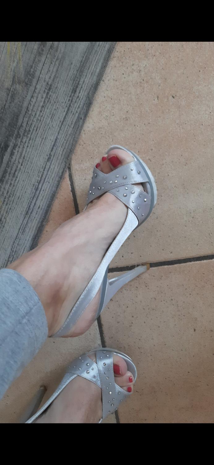 Lulyfeet's media