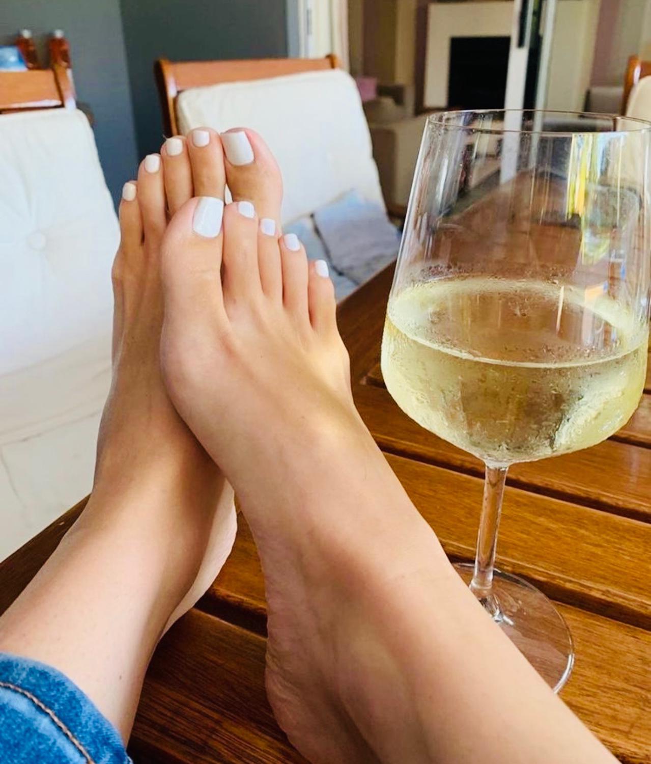 Luna_sexy_feet's media