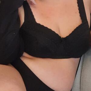 Lylycurvy's media