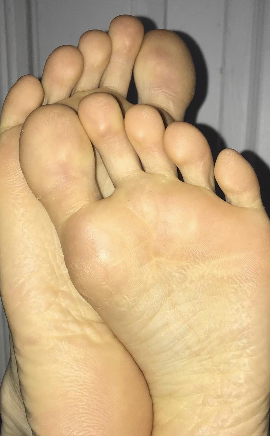 Maccimofeet's media