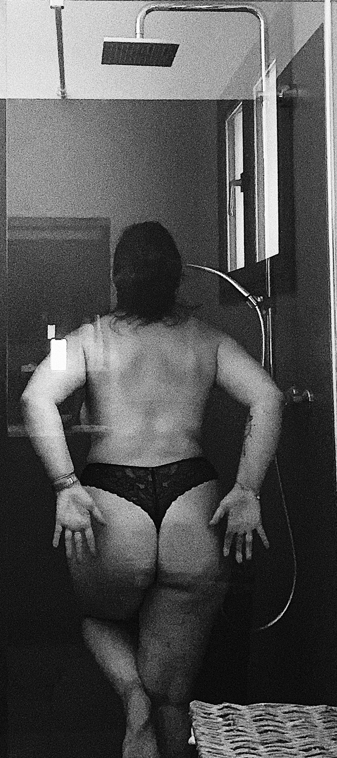 Madame_coquine's media