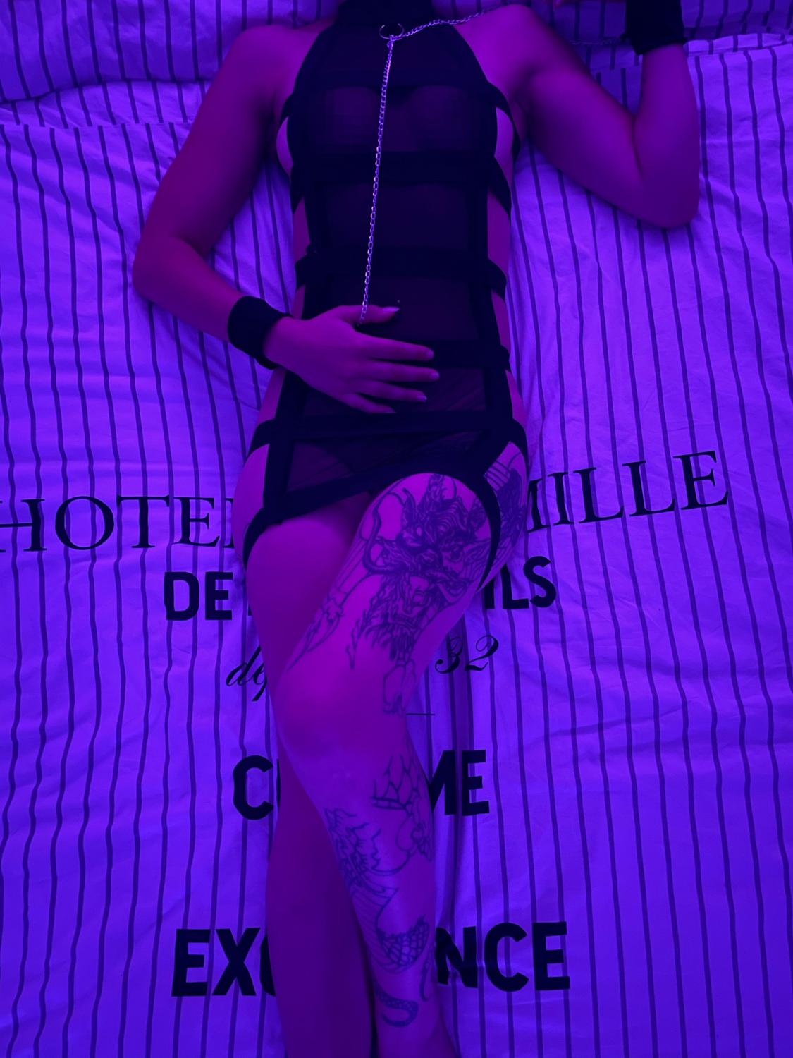 Madame_deglinguee's media