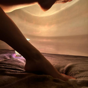 _mademoiselle_feet_'s media