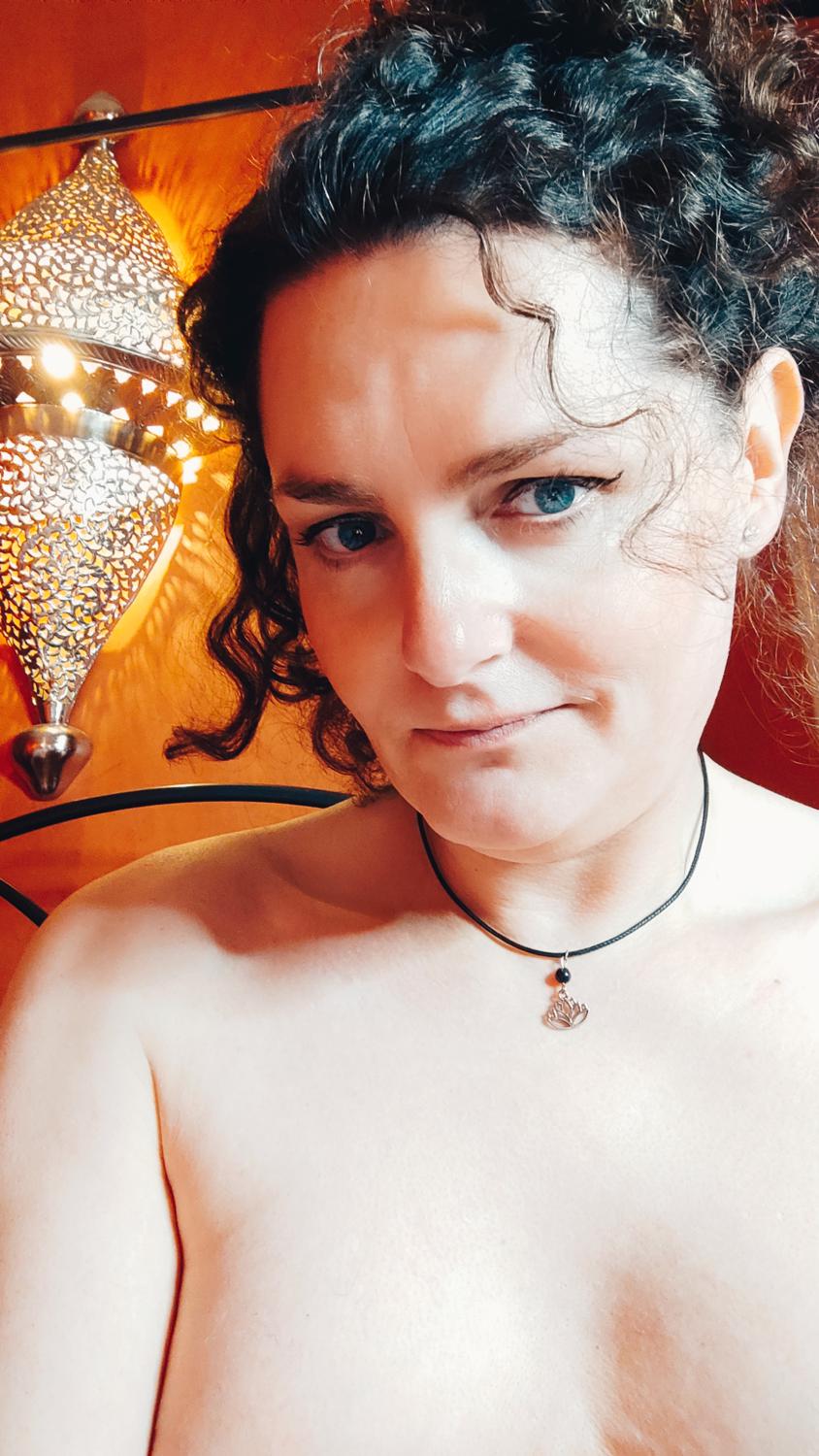 Maelle-transgenre's media