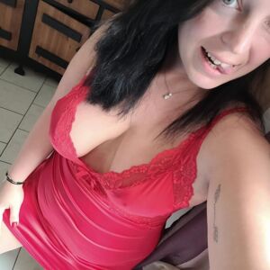 Maevasexy's media