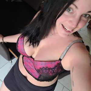 Maevasexy's media