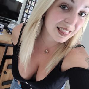 Maevasexy's media