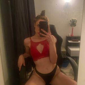 Maeveeh's media