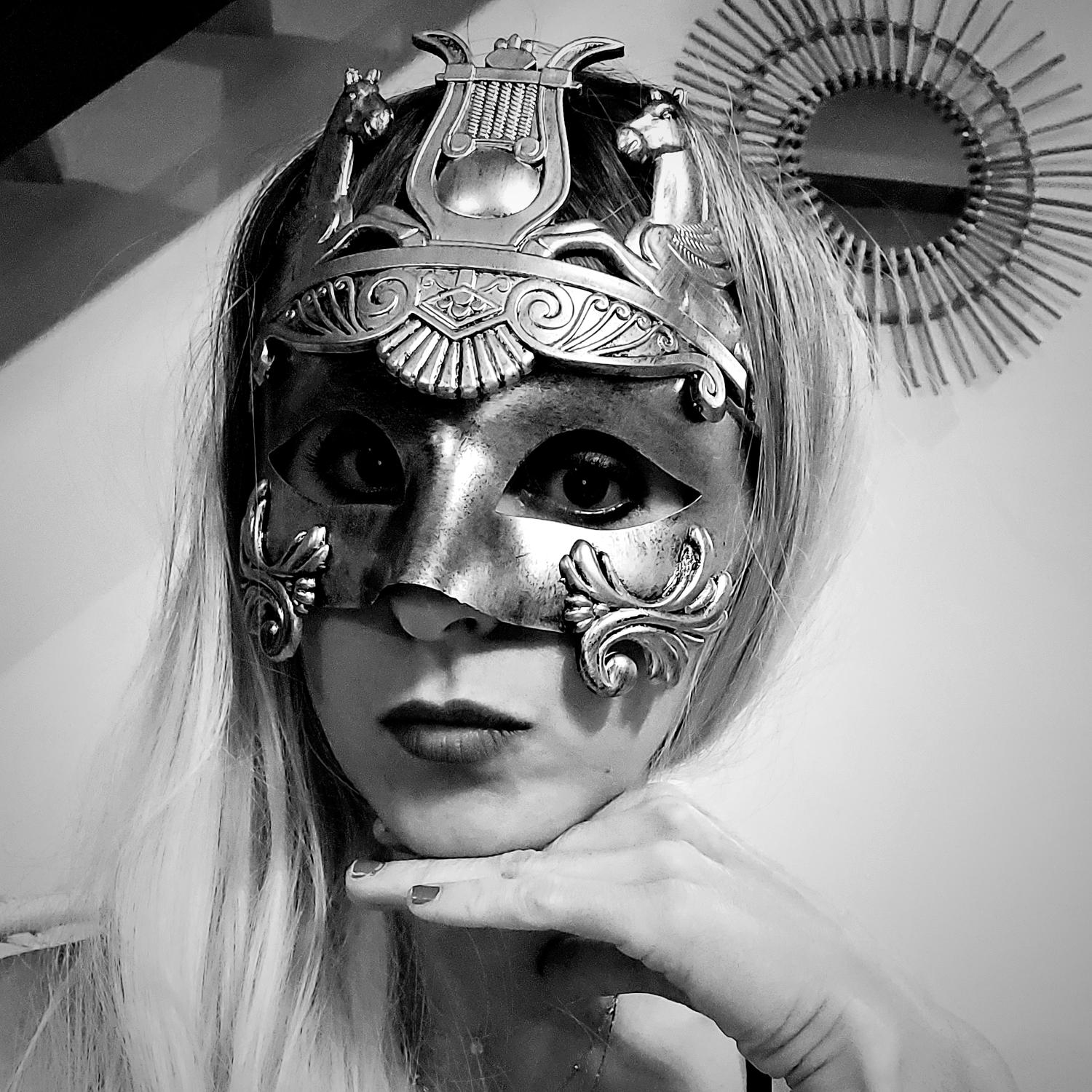 Maitresse-lie's media