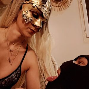 Maitresse-lie's media