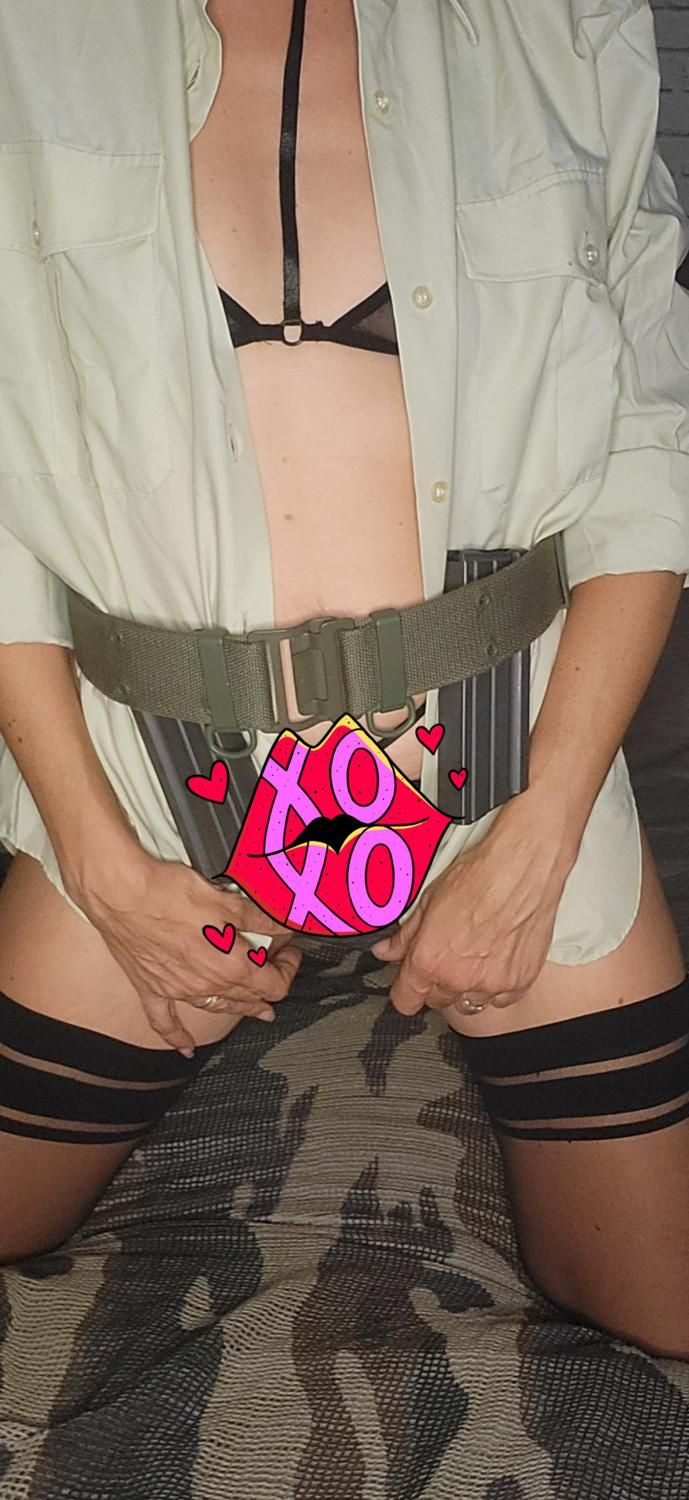 Maman_sex_addict's media