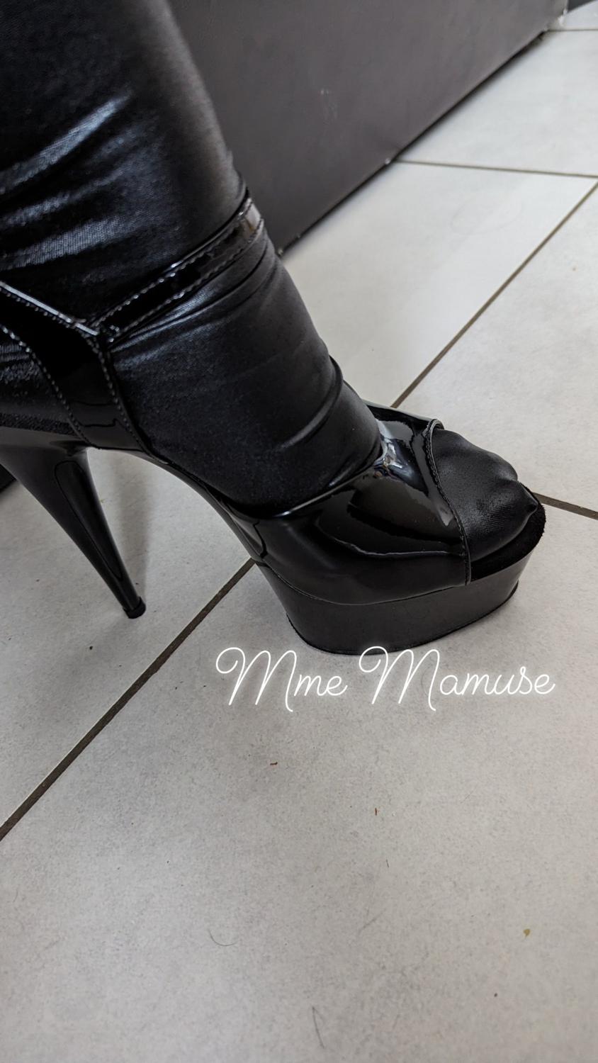 Mamuse's media