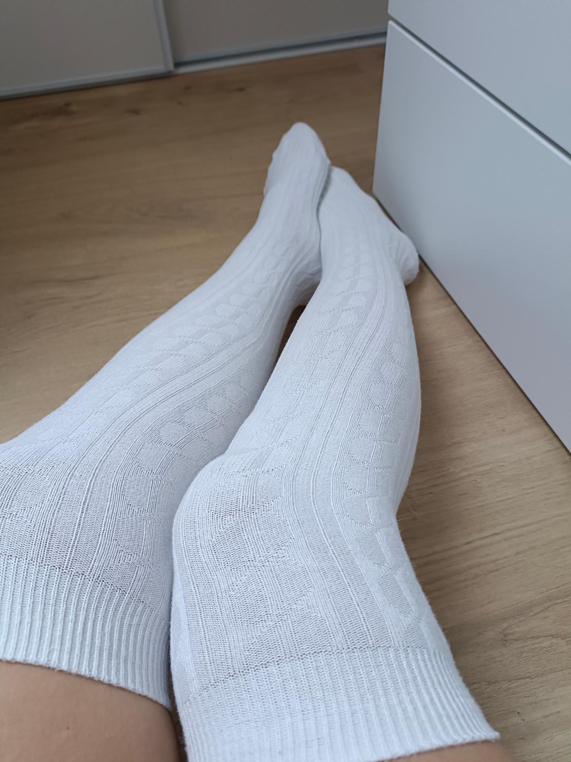 Mamzfeet's media