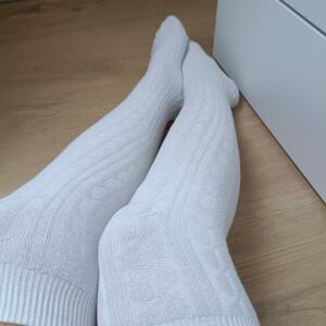 Mamzfeet's media