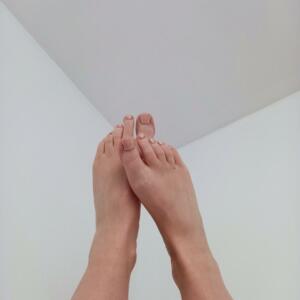 Mariesprettyfeet's media