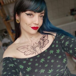 Marinasatana's media