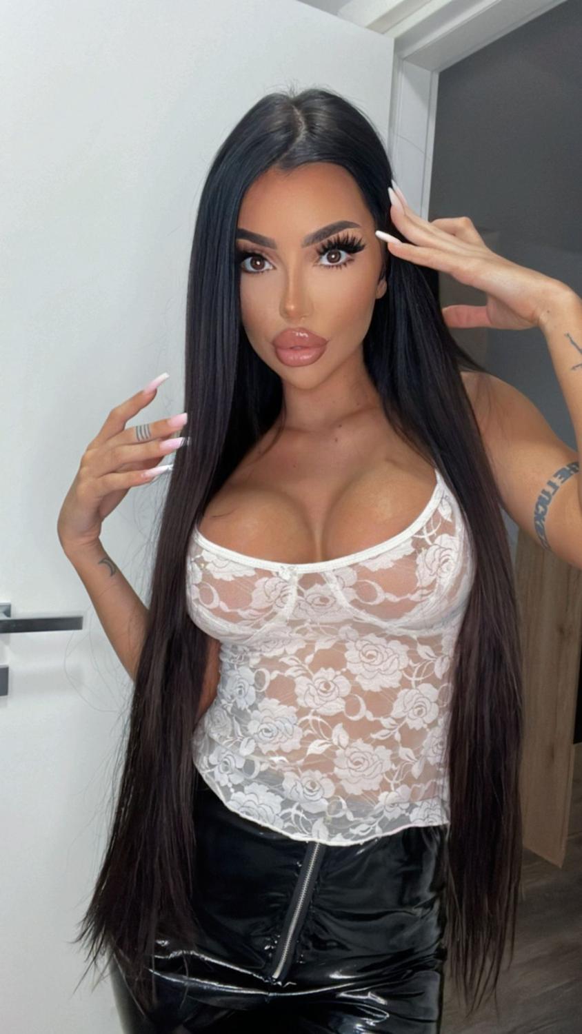 Maylindollx's media