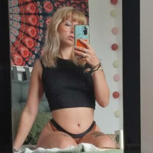 Maytee_'s media