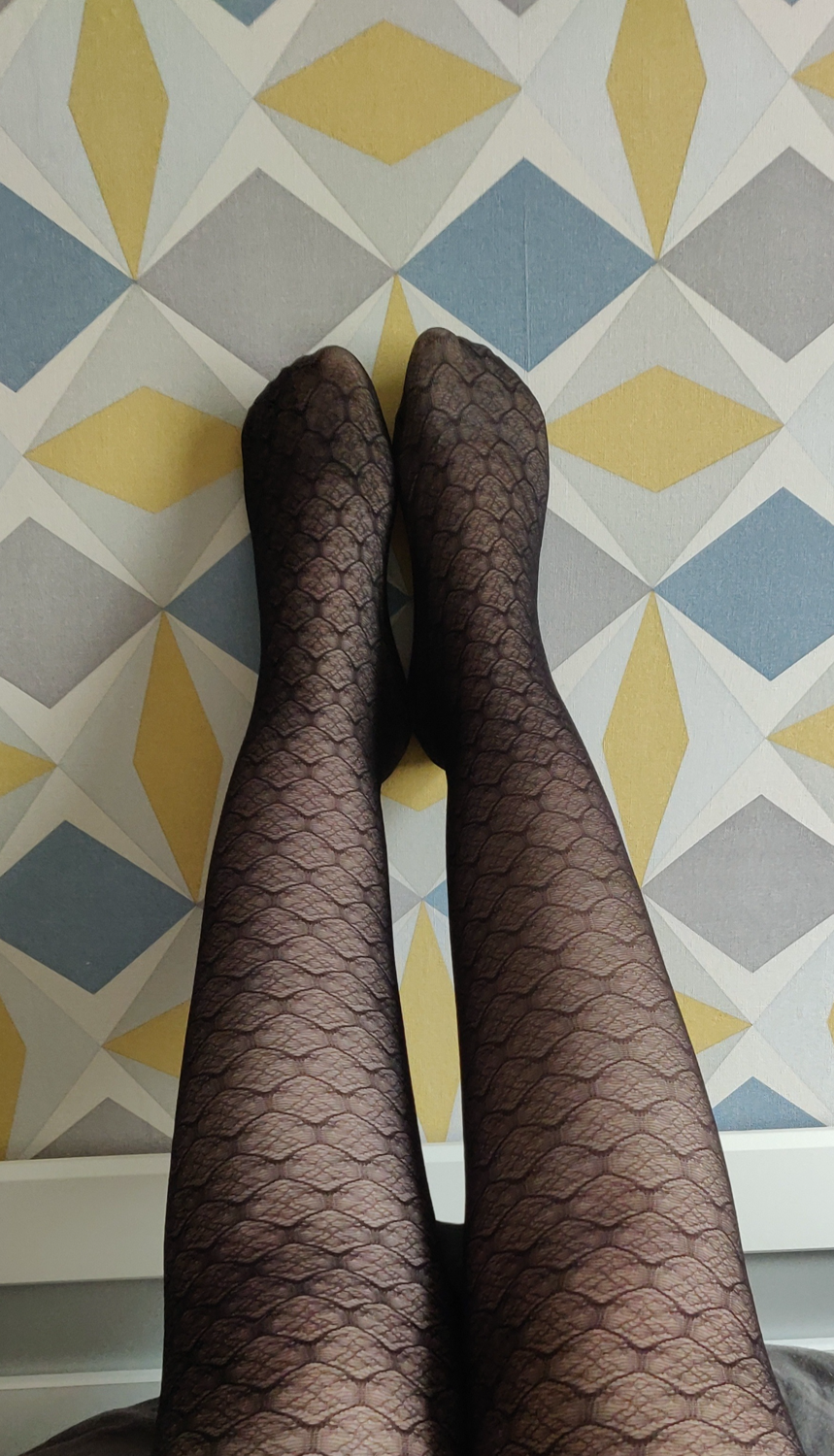 Meet_my_feet's media