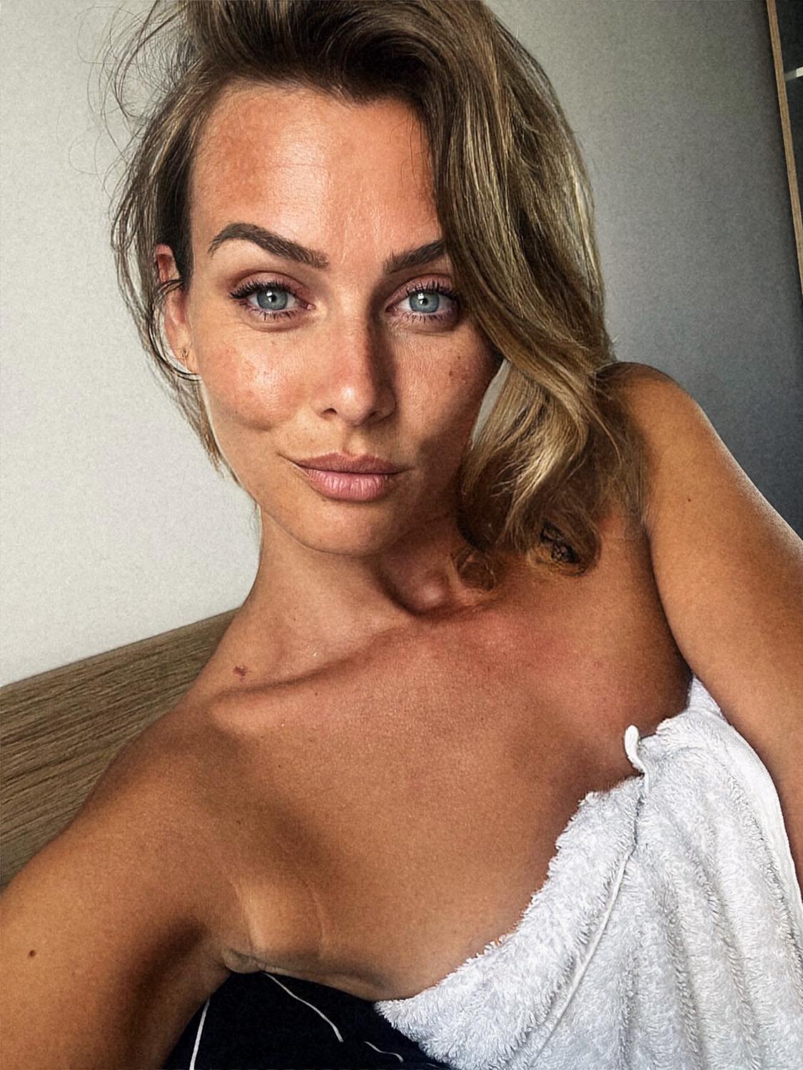 Melanie_dbrs's media