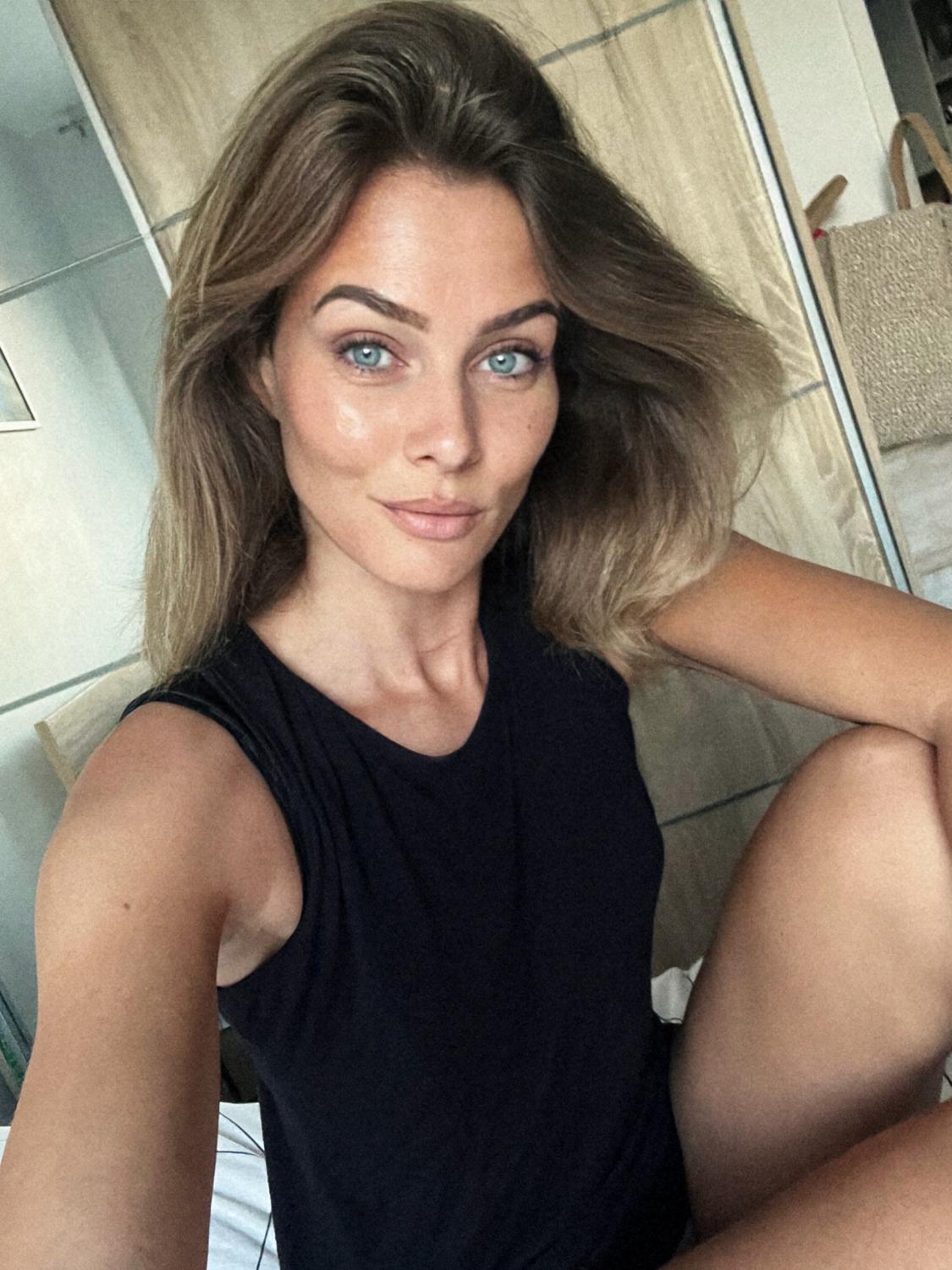 Melanie_dbrs's media
