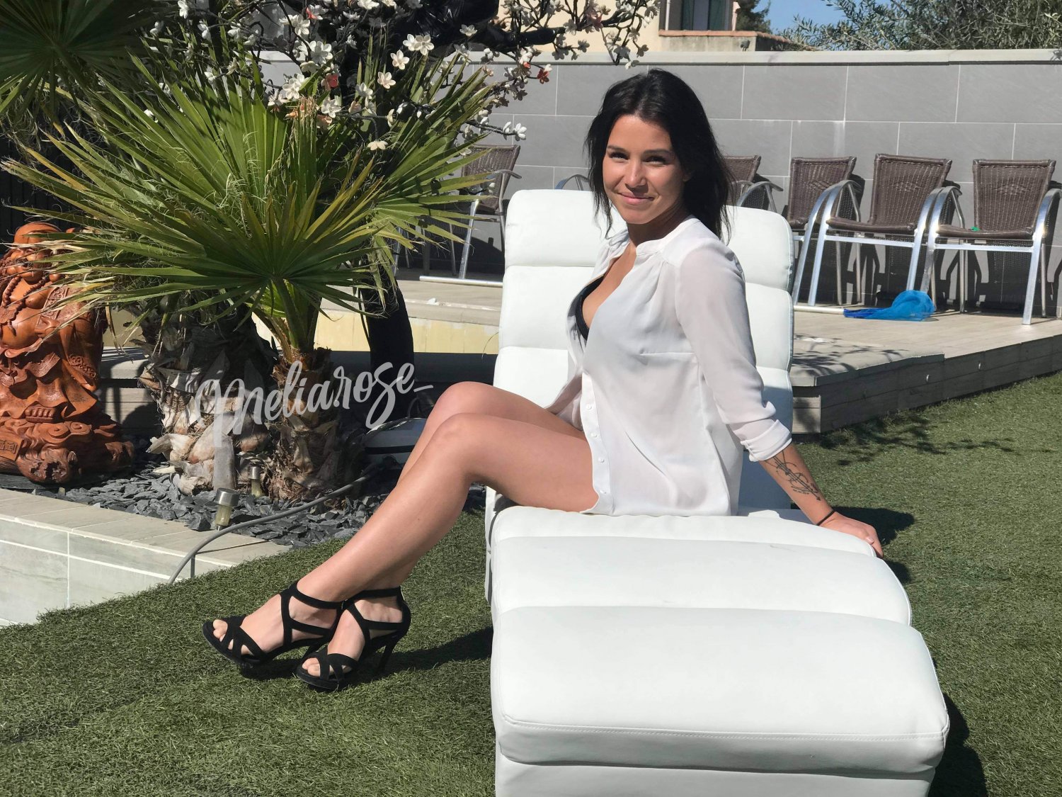 Meliarose's media
