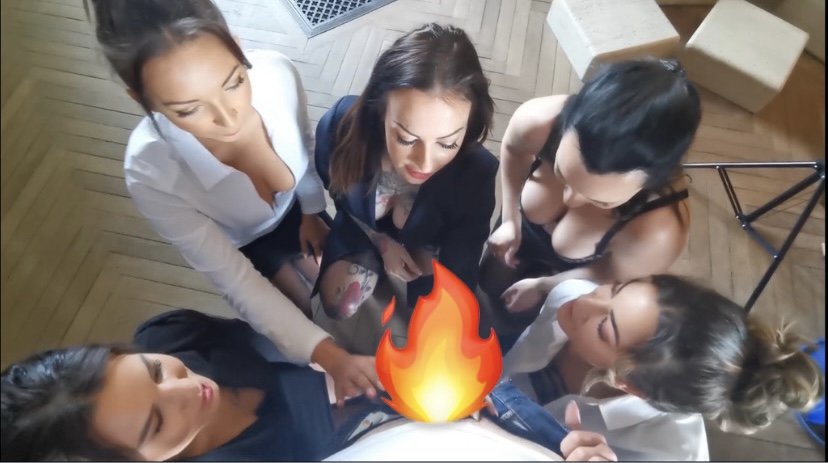 Meliarose's media