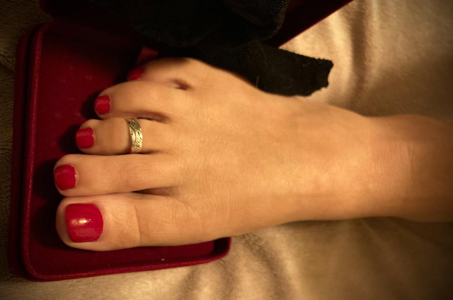 Melissasweetfeet's media