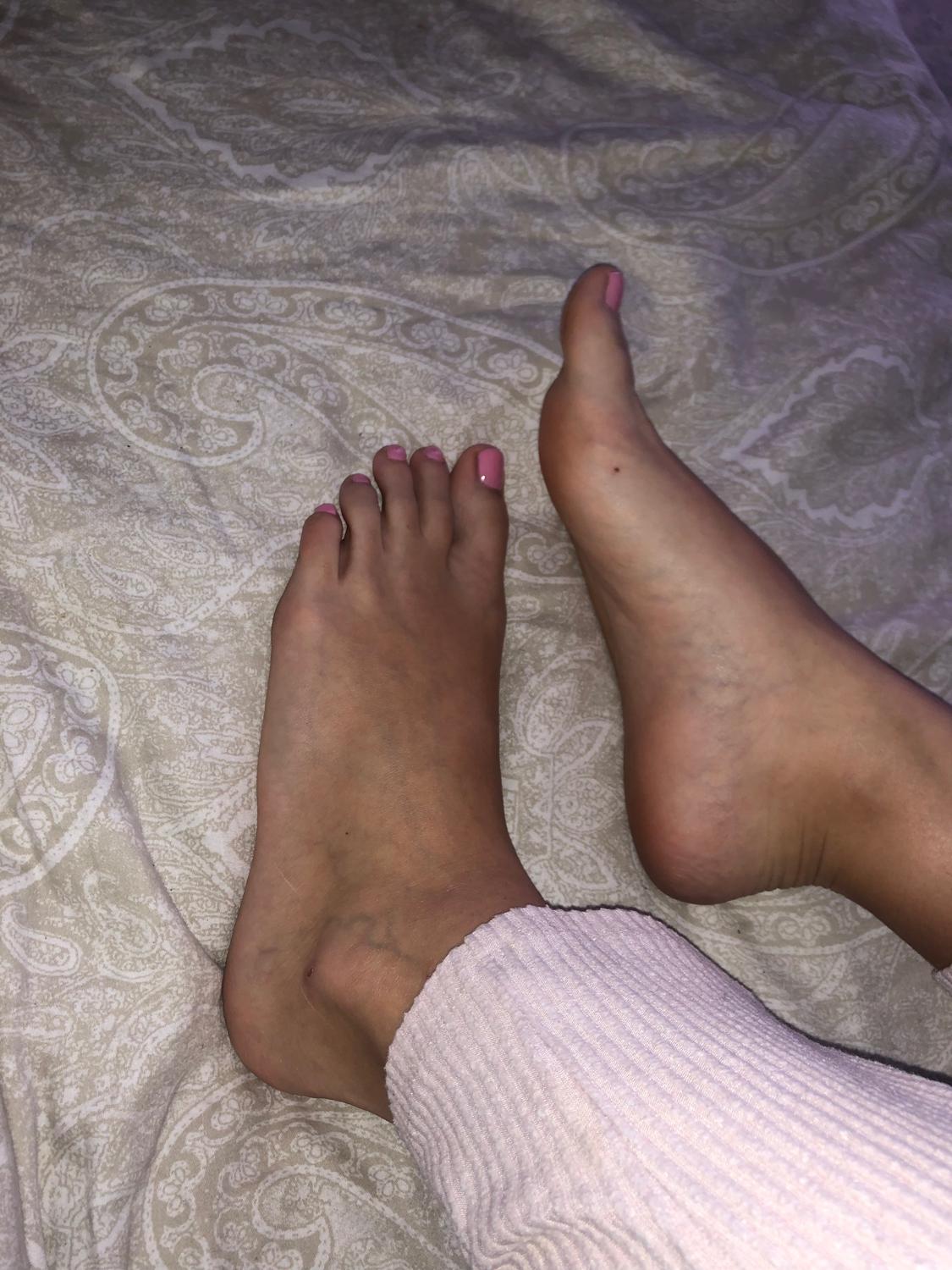 Mes_petit_pieds's media