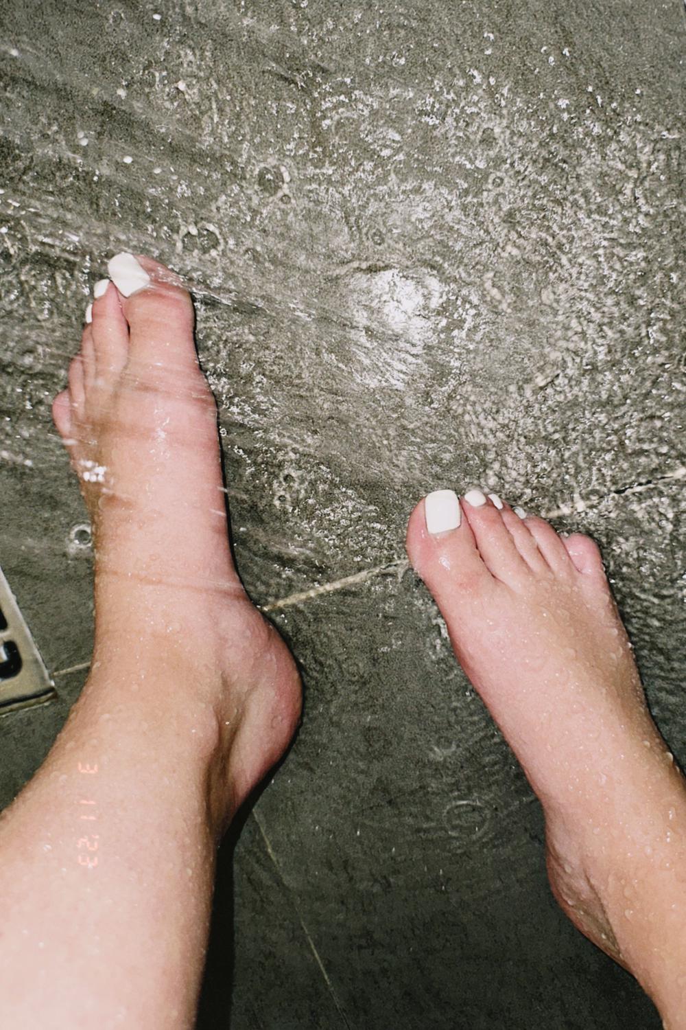 Mesbeauxpieds's media