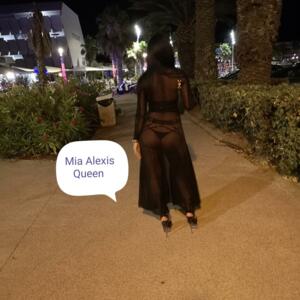 MiaAlexisQueen's media