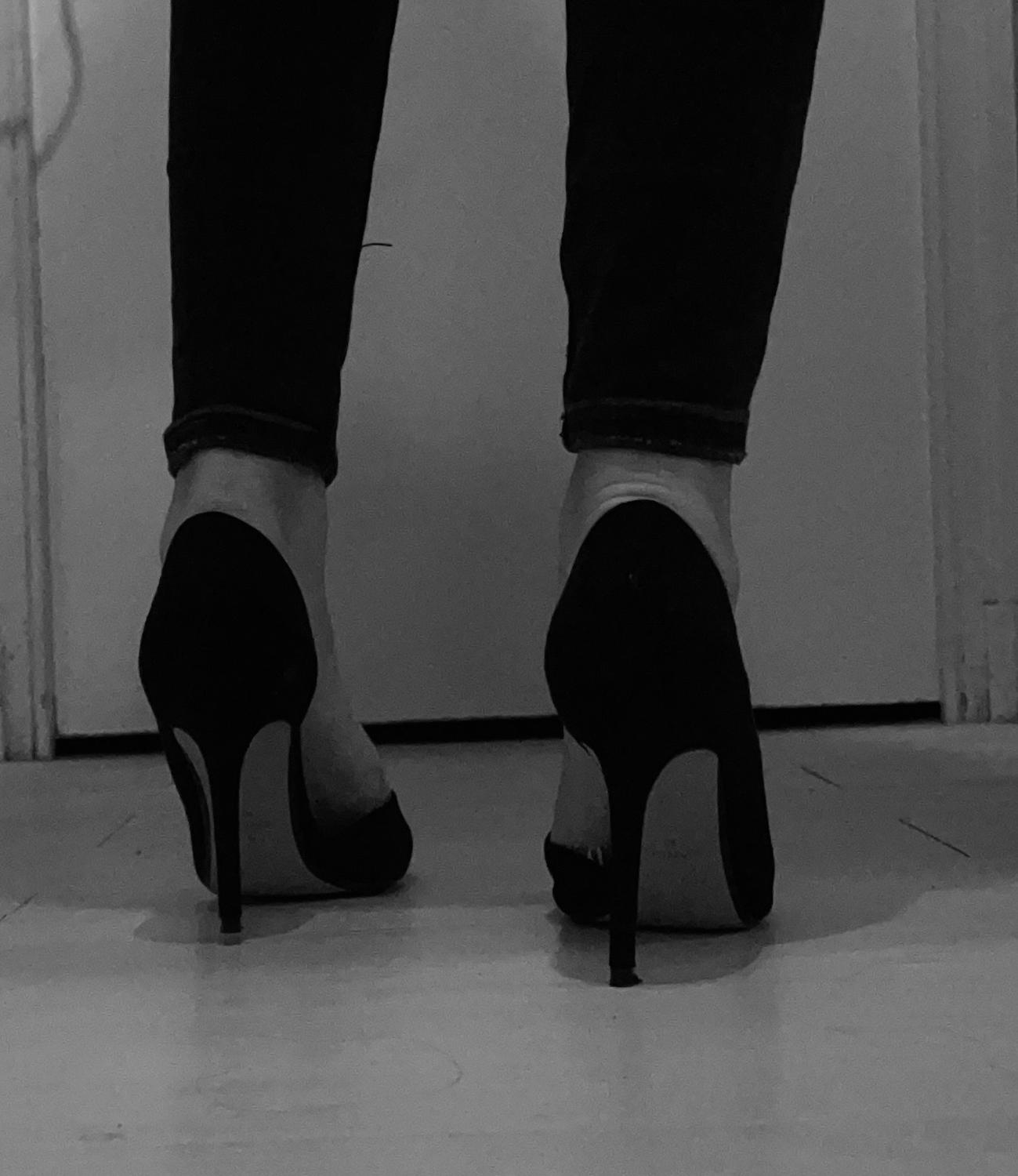 Miafeet_1's media