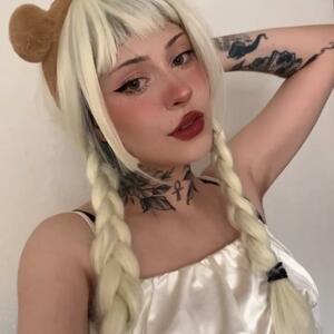 Miaxnolan's media