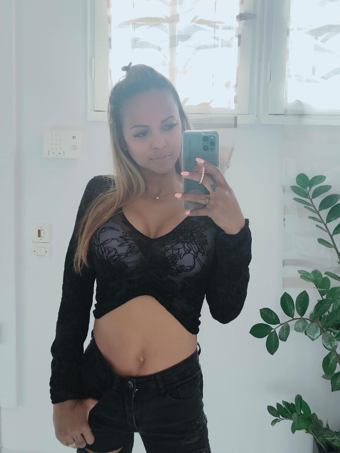 Miiana's media