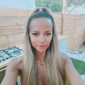 Miiana's media