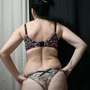 Milfbelle's media