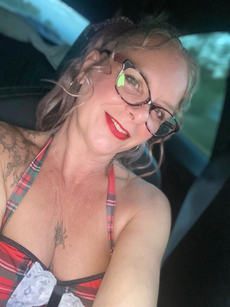 Milfkokine's media