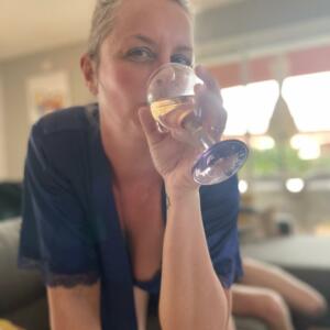 Milfkokine's media