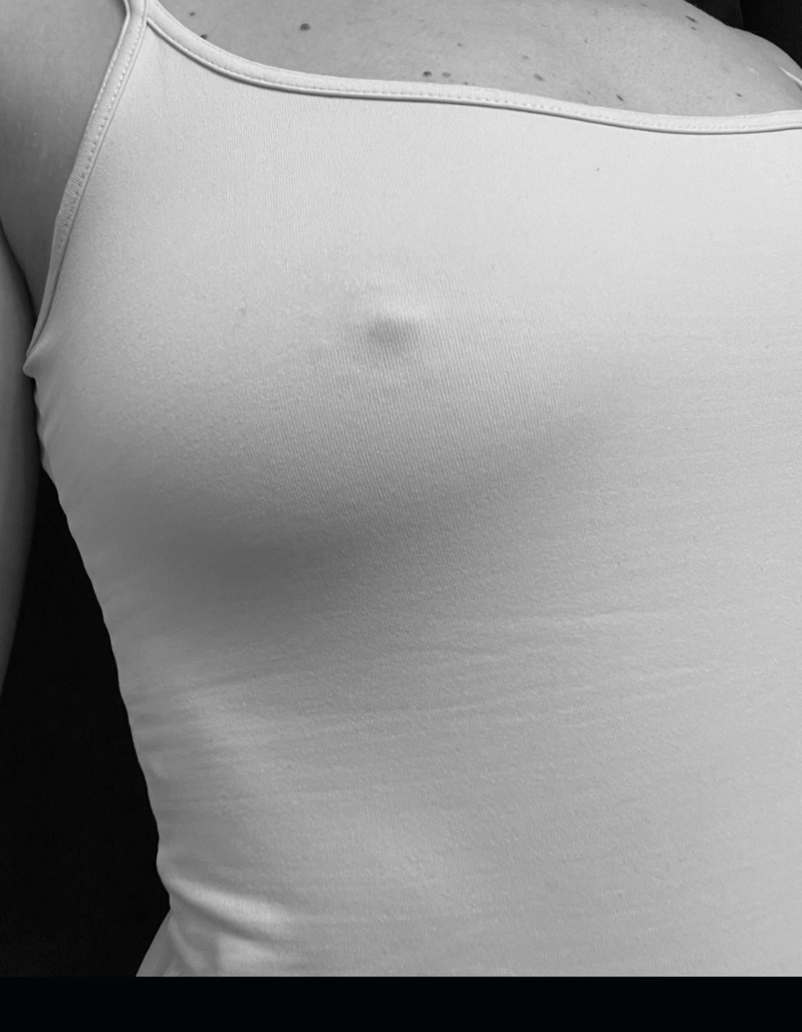 Milfmysterieuse's media
